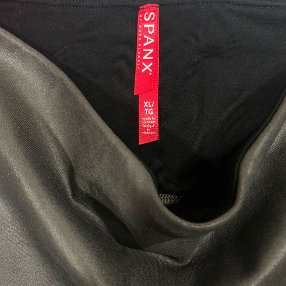 SPANX Gray Gunmetal Moto Faux Leather Leggings - Picture 4 of 5